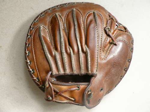 Ray Schalk Wilson 587 Back